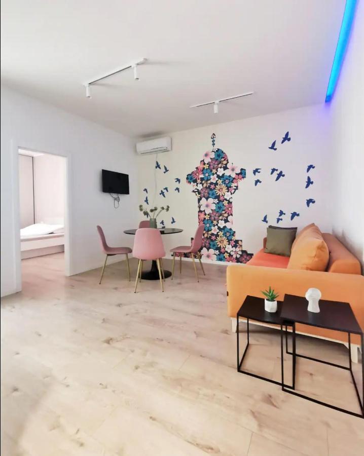 Blue And Rose Cozy - Quiet In The Best Location - Self Check-In - 5Th Floor With Elevator SJJ Exterior photo